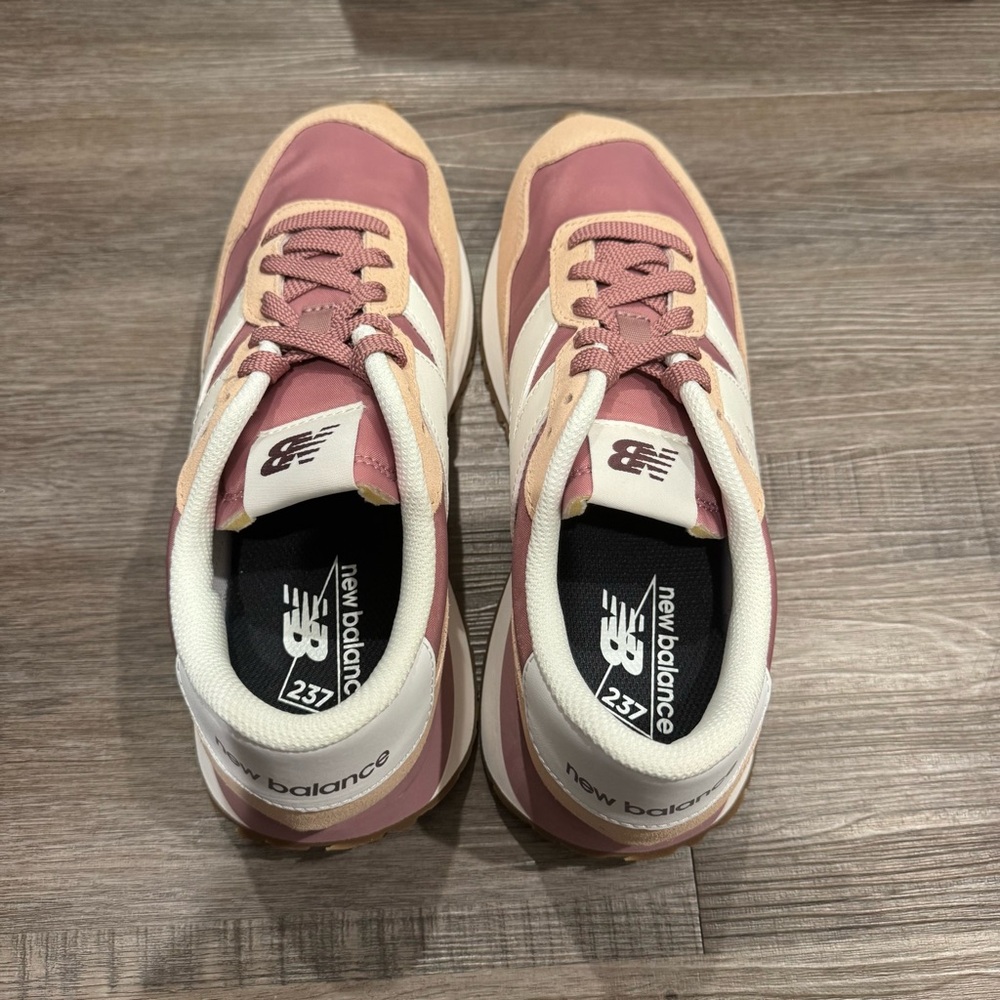 New Balance 237 Rose Rose Suede Leather Athletic Lace Up Sneakers - Picture 4 of 12